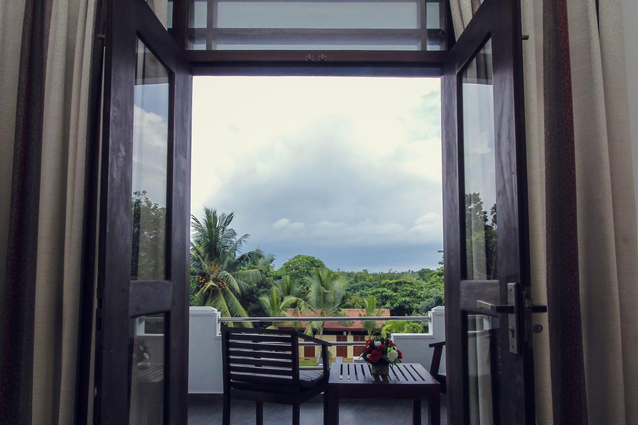 Rockery Villa Ayurveda Bentota Exterior photo